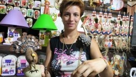 Çam Kozalaklarından Kuş Yaptı