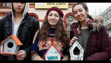 Vefalılardan kuşlara 'vefa'