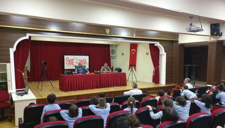 Ağaç yaşken eğilir...