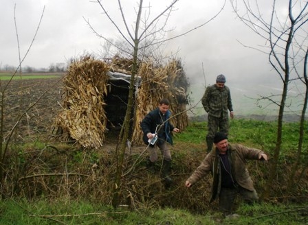 4-kacak-avci-suc-ustu-yakalandi-