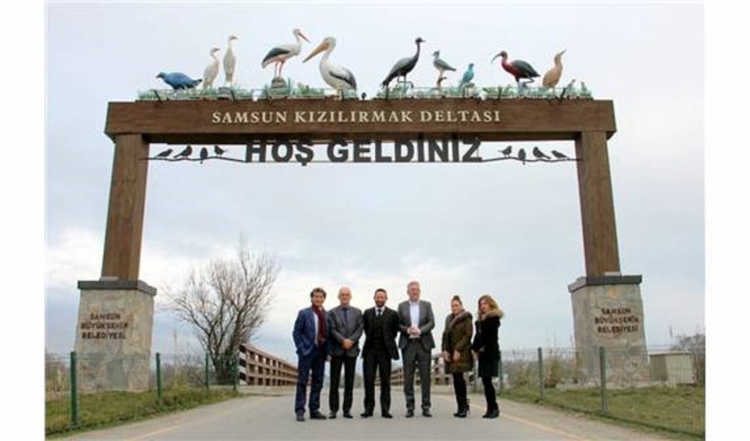 yabanci-heyet-kus-cenneti\ne-hayran-kaldi