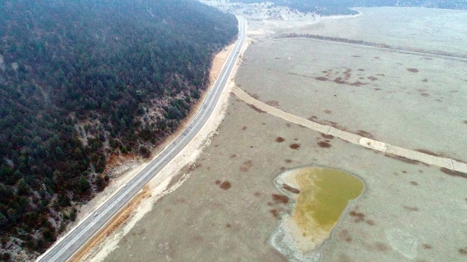 850-hektarlik-gol-futbol-sahasi-kadar-kaldi