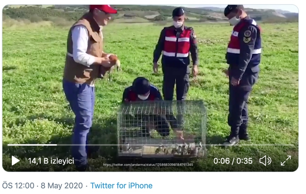 manisa-koprubasi\da-angit-ailesi-jandarma-tarafindan-kurtarildi