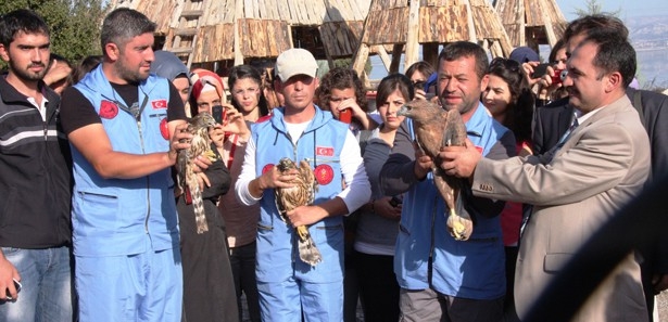 dunya-barisi-icin-dogaya-birakildilar--